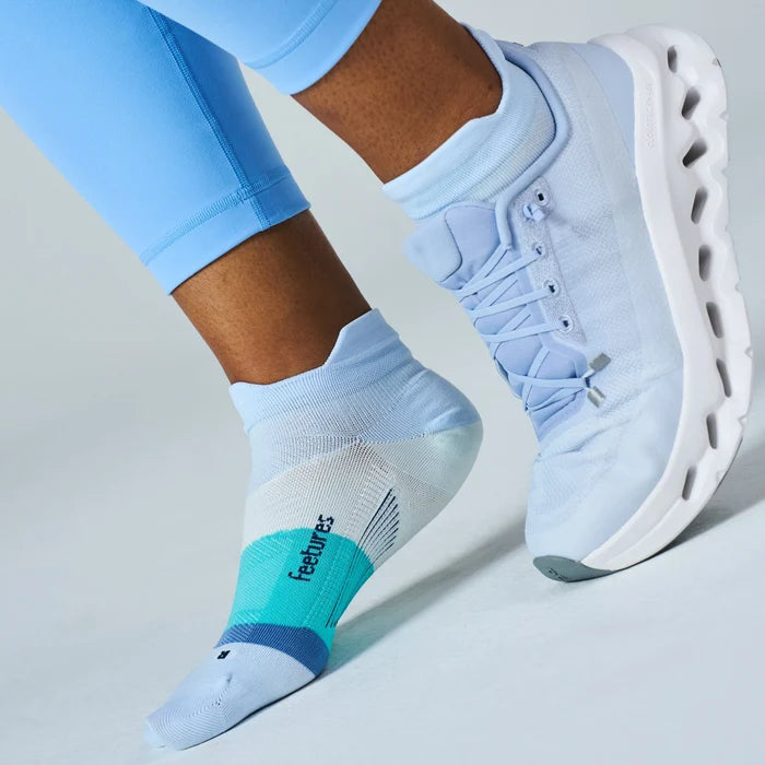feetures elite ultra light tab sock | glacier mist
