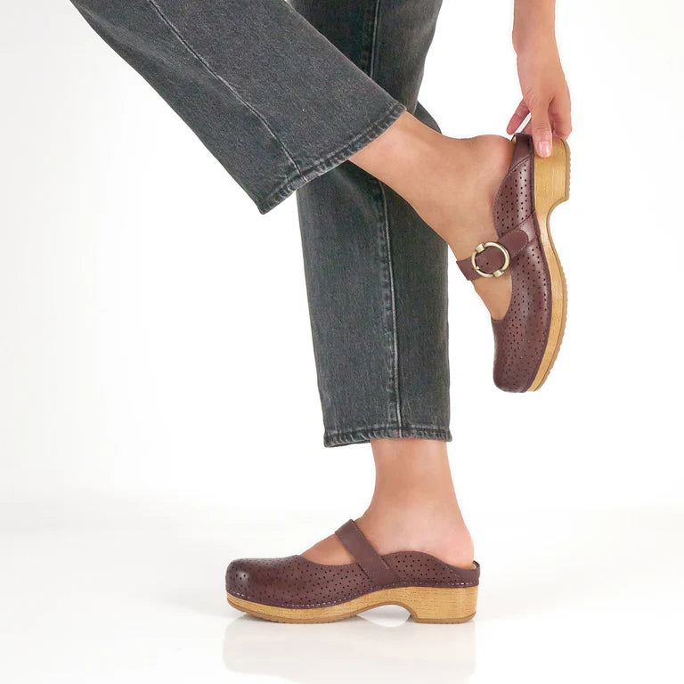 dansko blaire women's | sangria