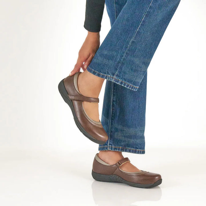 dansko stacy 2.0 women's | brown