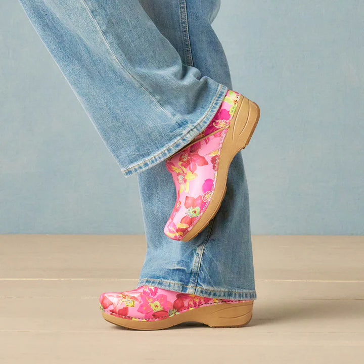 dansko xp 2.0 women's | tropical pink