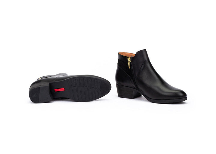 pikolinos daroca women's | black