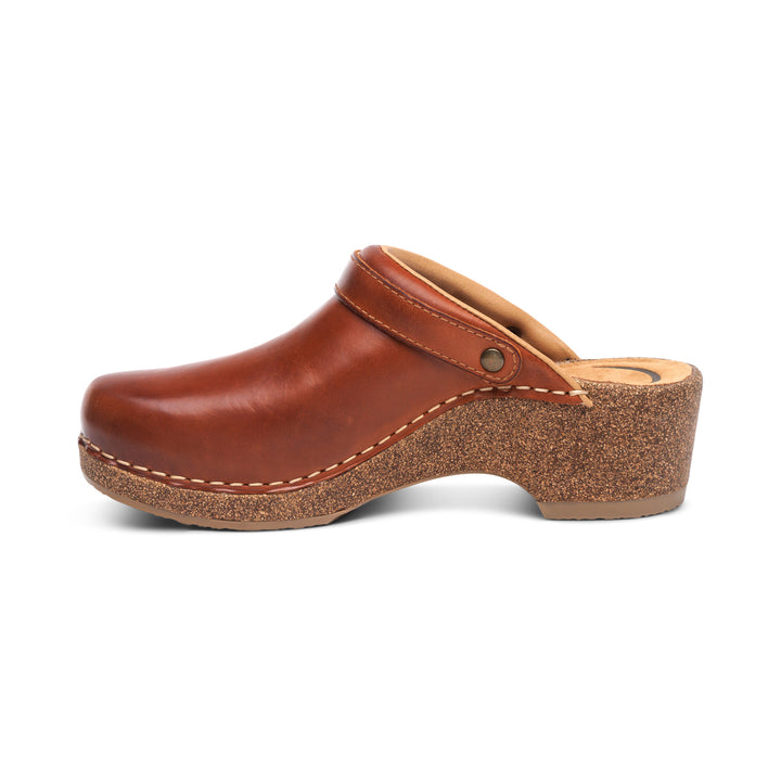 aetrex beckie cork clog women's | cognac