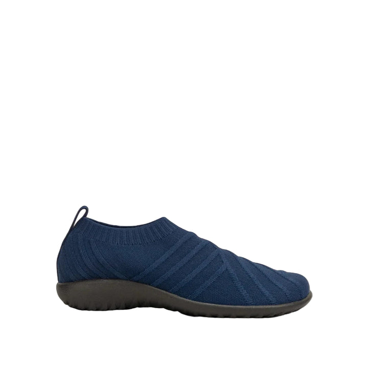 naot okahu women's | navy knit