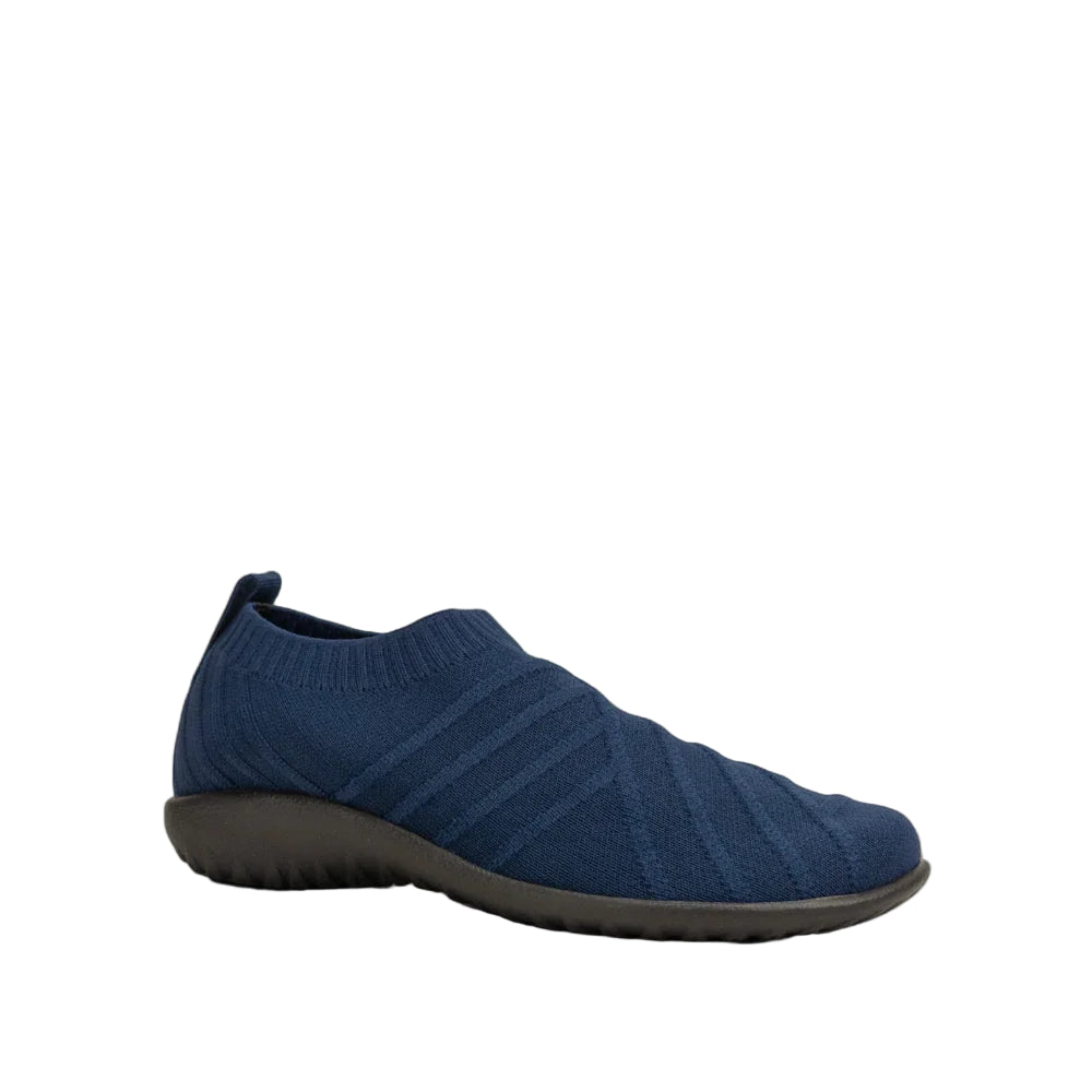 naot okahu women's | navy knit