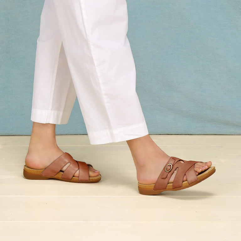 dansko regan women's | toffee