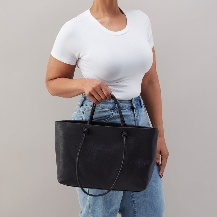 hobo studio softie tote women's | black