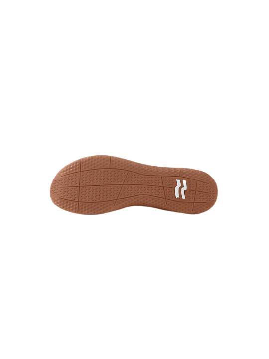strike sueze trainer | matte black / gum