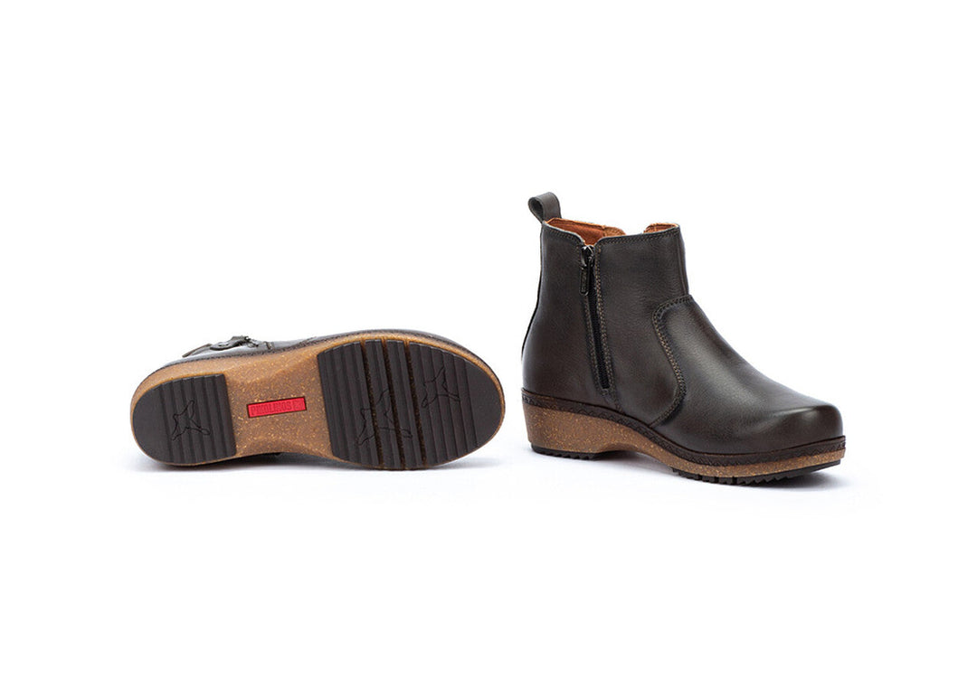 pikolinos granada boot women's | lead