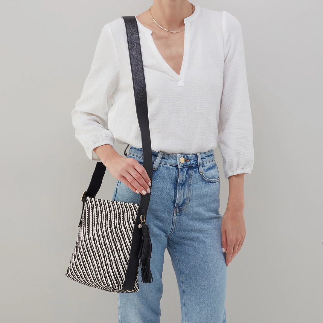 hobo blaze bucket crossbody bag women's | black/white