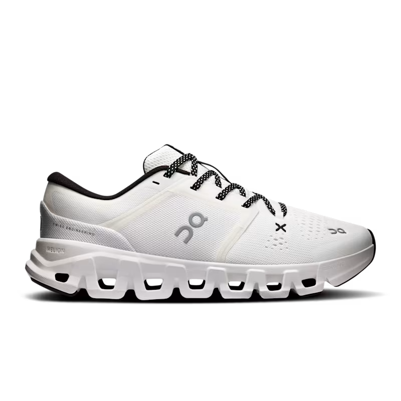 on cloud x 5 women's | white black