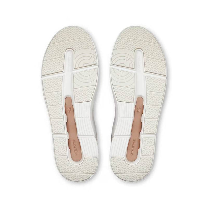 on the roger advantage women's | white rosehip