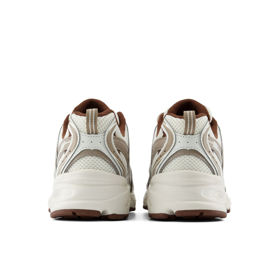 new balance 530 | sea salt driftwood