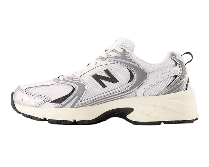 new balance 530 | silver metallic/black cement