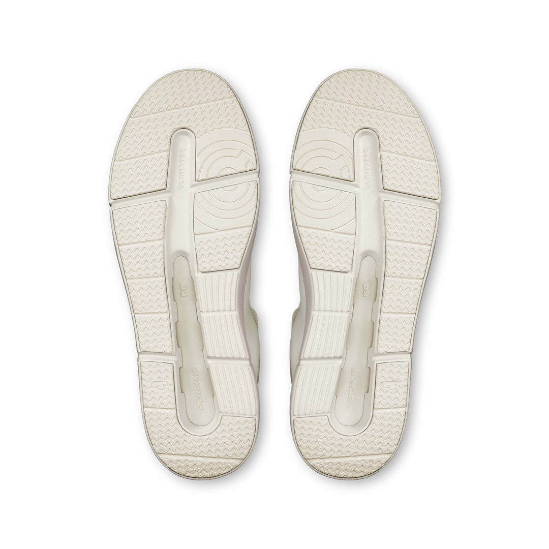 on the roger advantage women's | white white