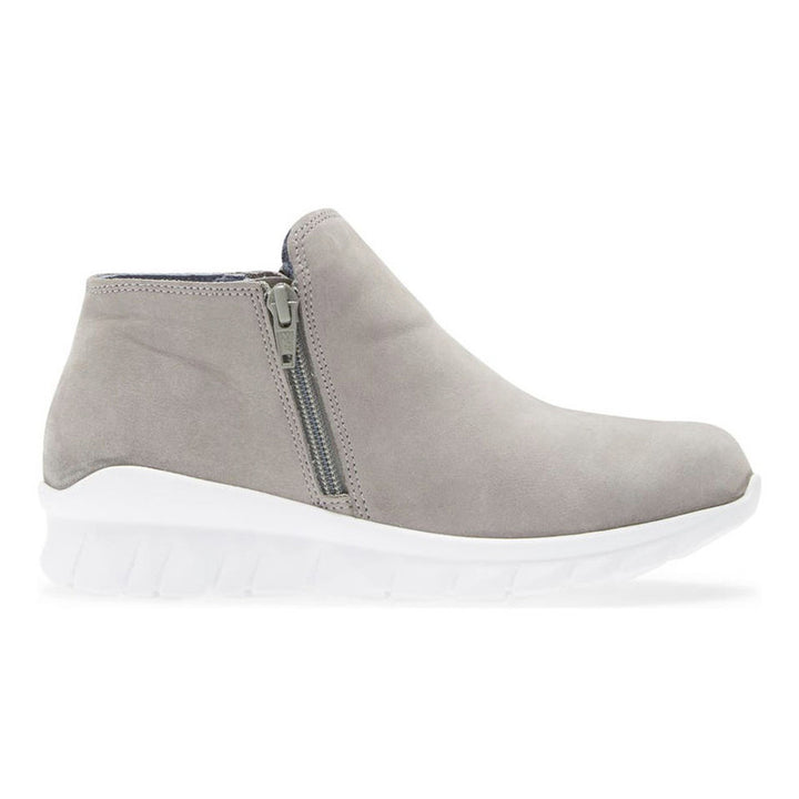 LIGHT GREY NUBUCK